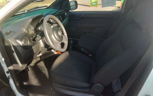 imagem-https://www.socarrao.com.br/sc-vehicle-images-prod/3960686/1789793872459-2_041824.jpg