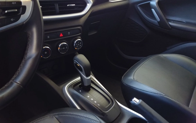 imagem-https://www.socarrao.com.br/sc-vehicle-images-prod/3960695/1789793878589-1_085144.jpg