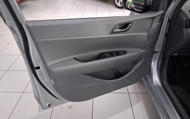 imagem-https://www.socarrao.com.br/sc-vehicle-images-prod/3960715/1789793904916-1_045650.jpg