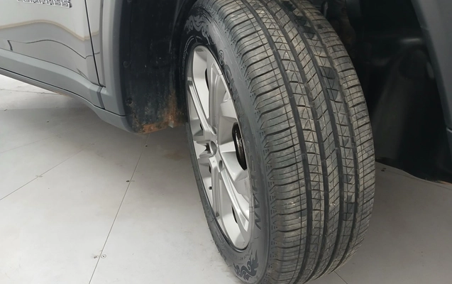 imagem-https://www.socarrao.com.br/sc-vehicle-images-prod/3960752/1789793947811-1_015819.jpg