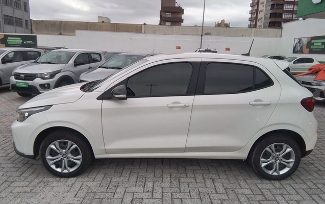 imagem-https://www.socarrao.com.br/sc-vehicle-images-prod/3960786/1789793979770-1_094338.jpg