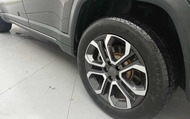 imagem-https://www.socarrao.com.br/sc-vehicle-images-prod/3960796/1789793987347-1_015737.jpg
