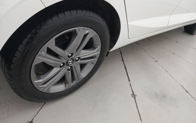 imagem-https://www.socarrao.com.br/sc-vehicle-images-prod/3960803/1789793994635-1_095617.jpg
