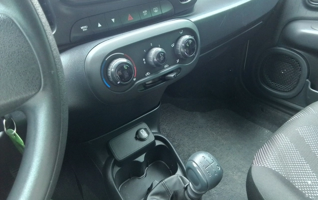 imagem-https://www.socarrao.com.br/sc-vehicle-images-prod/3960824/1789794016023-2_093944.jpg