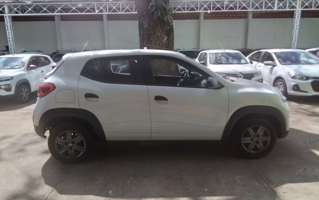 imagem-https://www.socarrao.com.br/sc-vehicle-images-prod/3960836/1789794029464-2_052256.jpg
