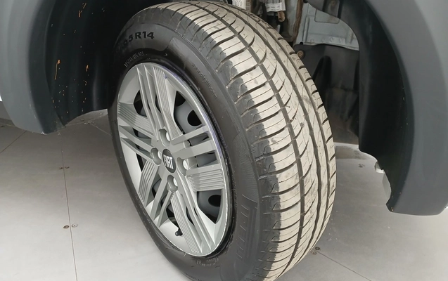 imagem-https://www.socarrao.com.br/sc-vehicle-images-prod/3960841/1789794034690-1_060750.jpg