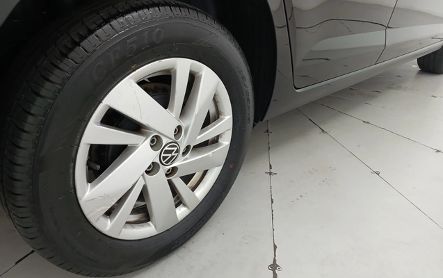 imagem-https://www.socarrao.com.br/sc-vehicle-images-prod/3960871/1789794063440-2_085435.jpg