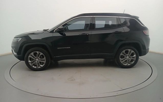 imagem-https://www.socarrao.com.br/sc-vehicle-images-prod/3960896/1789794094943-1_014537.jpg