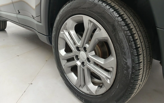 imagem-https://www.socarrao.com.br/sc-vehicle-images-prod/3960896/1789794094946-2_014542.jpg
