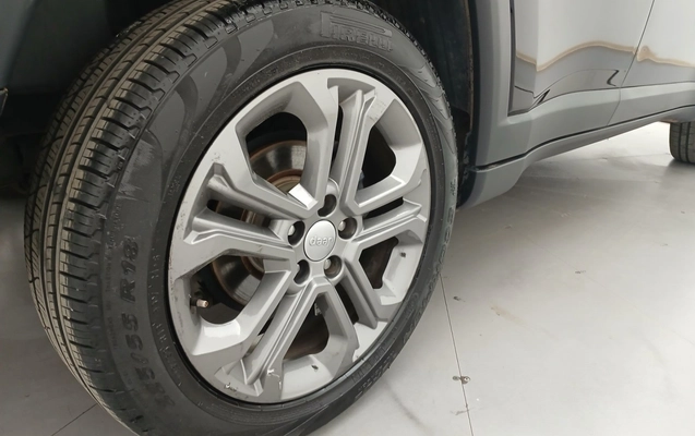 imagem-https://www.socarrao.com.br/sc-vehicle-images-prod/3960896/1789794094950-2_014543.jpg