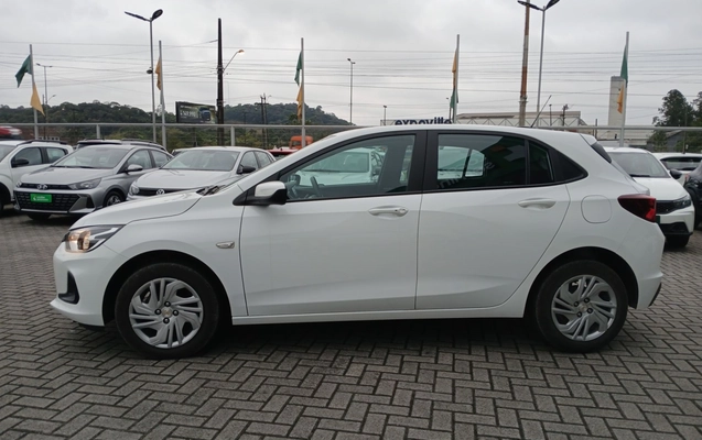 imagem-https://www.socarrao.com.br/sc-vehicle-images-prod/3960928/1789794125583-1_101250.jpg