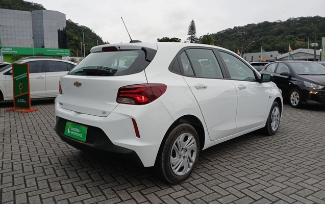 imagem-https://www.socarrao.com.br/sc-vehicle-images-prod/3960928/1789794125585-2_101251.jpg