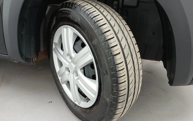 imagem-https://www.socarrao.com.br/sc-vehicle-images-prod/3960963/1789794159526-1_060647.jpg