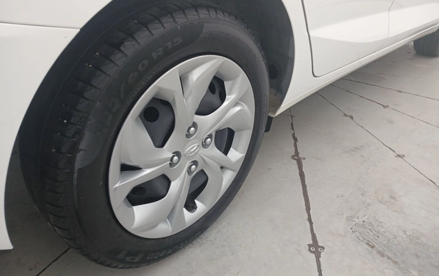 imagem-https://www.socarrao.com.br/sc-vehicle-images-prod/3960970/1789794167892-1_034325.jpg