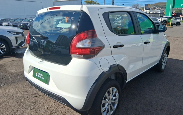 imagem-https://www.socarrao.com.br/sc-vehicle-images-prod/3960972/1789794170286-2_025737.jpg