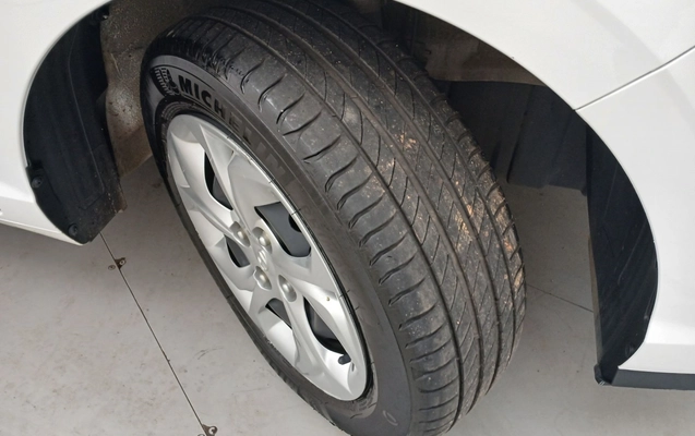 imagem-https://www.socarrao.com.br/sc-vehicle-images-prod/3961038/1789794288159-1_014029.jpg
