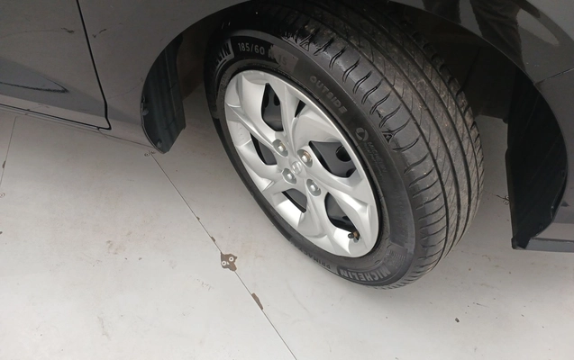 imagem-https://www.socarrao.com.br/sc-vehicle-images-prod/3961056/1789794295002-1_015734.jpg