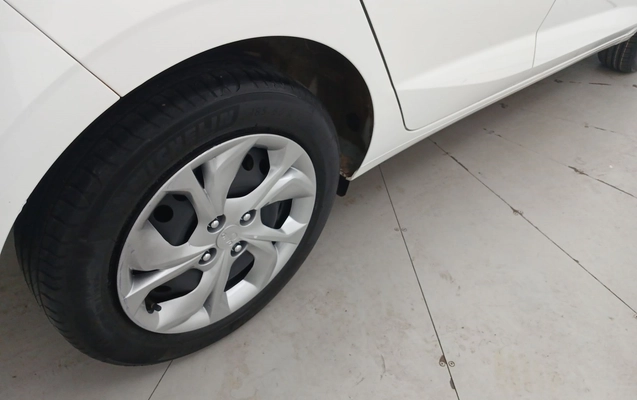 imagem-https://www.socarrao.com.br/sc-vehicle-images-prod/3961062/1789794301507-2_091249.jpg