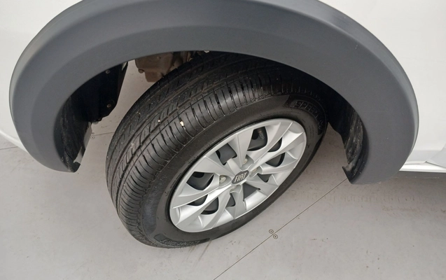 imagem-https://www.socarrao.com.br/sc-vehicle-images-prod/3961078/1789794325194-1_061009.jpg