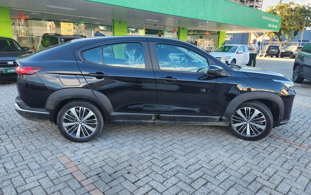 imagem-https://www.socarrao.com.br/sc-vehicle-images-prod/3961093/1789794343400-1_014511.jpg