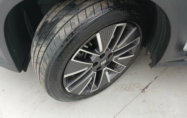imagem-https://www.socarrao.com.br/sc-vehicle-images-prod/3961103/1789794356027-1_084355.jpg