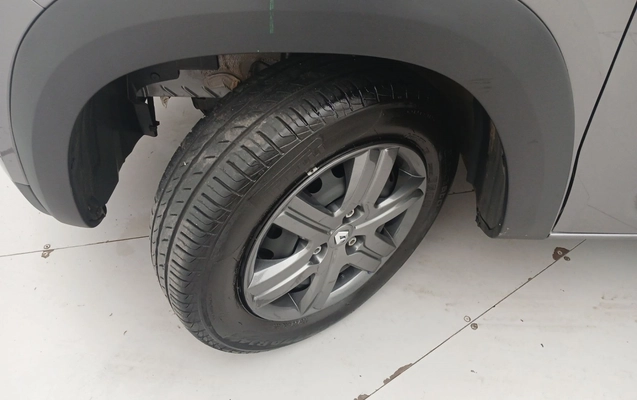 imagem-https://www.socarrao.com.br/sc-vehicle-images-prod/3961124/1789794395337-2_072728.jpg