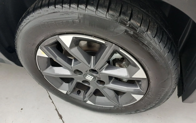 imagem-https://www.socarrao.com.br/sc-vehicle-images-prod/3961161/1789794471233-2_091608.jpg