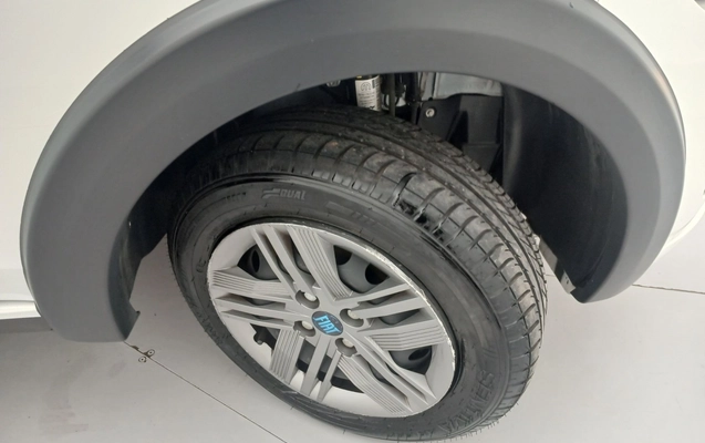 imagem-https://www.socarrao.com.br/sc-vehicle-images-prod/3961169/1789794481106-1_034504.jpg