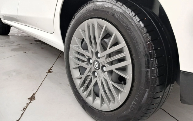 imagem-https://www.socarrao.com.br/sc-vehicle-images-prod/3961195/1789794536161-1_014431.jpg