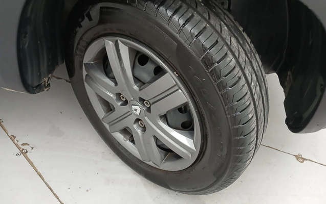 imagem-https://www.socarrao.com.br/sc-vehicle-images-prod/3961247/1789794664595-1_025958.jpg