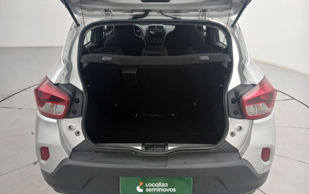 imagem-https://www.socarrao.com.br/sc-vehicle-images-prod/3961249/1789794665094-2_074537.jpg