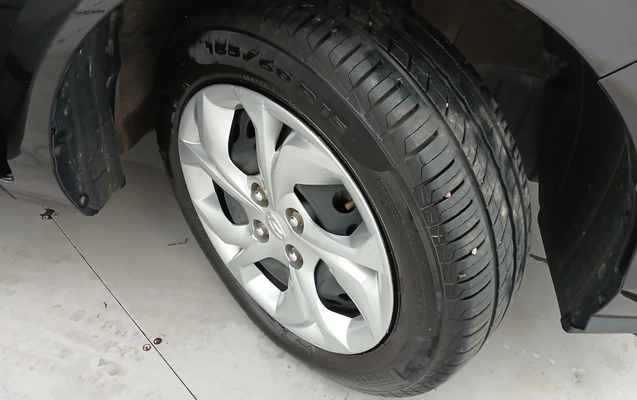imagem-https://www.socarrao.com.br/sc-vehicle-images-prod/3961260/1789794682533-1_023055.jpg