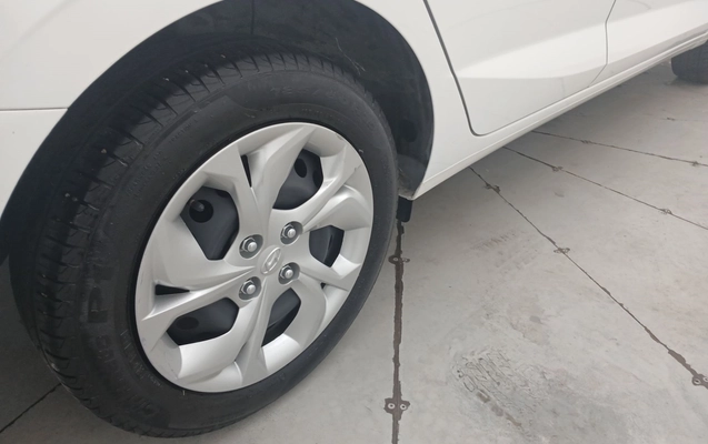 imagem-https://www.socarrao.com.br/sc-vehicle-images-prod/3961266/1789794695537-1_011849.jpg