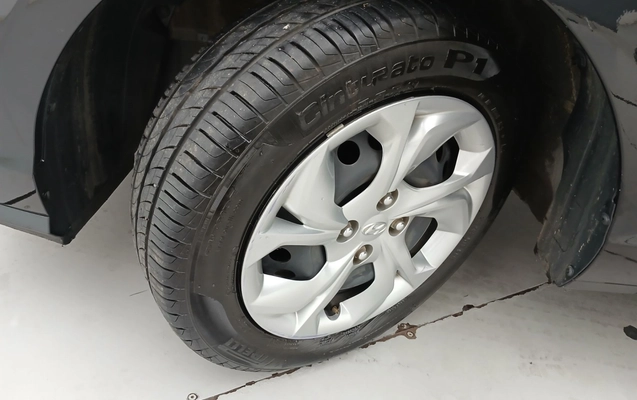 imagem-https://www.socarrao.com.br/sc-vehicle-images-prod/3961271/1789794703068-1_021137.jpg