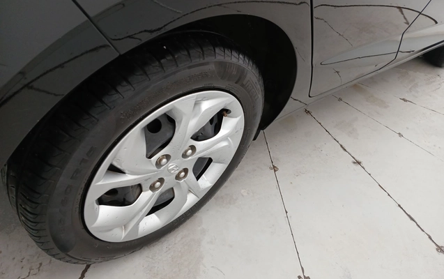 imagem-https://www.socarrao.com.br/sc-vehicle-images-prod/3961271/1789794703073-1_021139.jpg