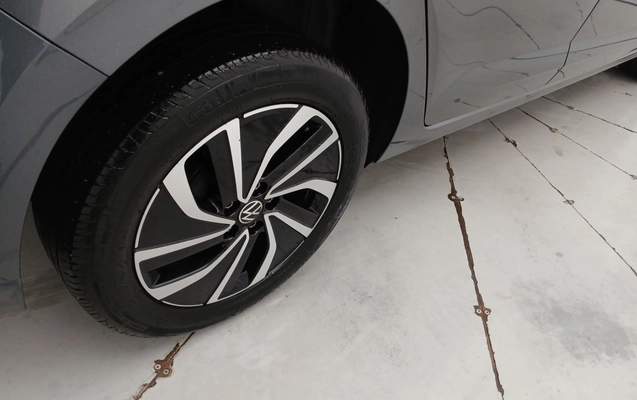 imagem-https://www.socarrao.com.br/sc-vehicle-images-prod/3961279/1789794714591-1_102153.jpg