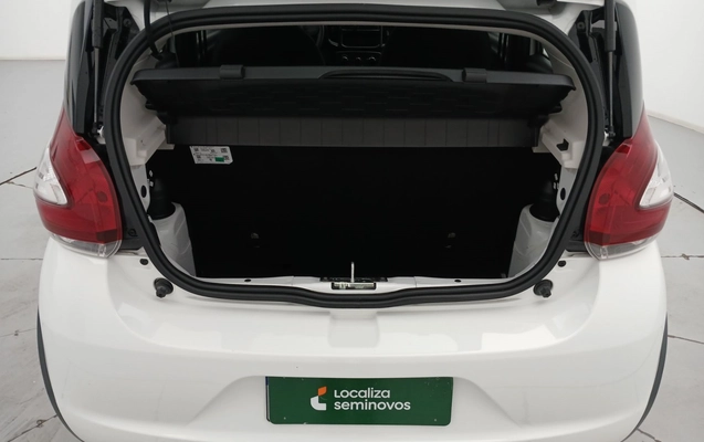 imagem-https://www.socarrao.com.br/sc-vehicle-images-prod/3961297/1789794726500-2_021041.jpg