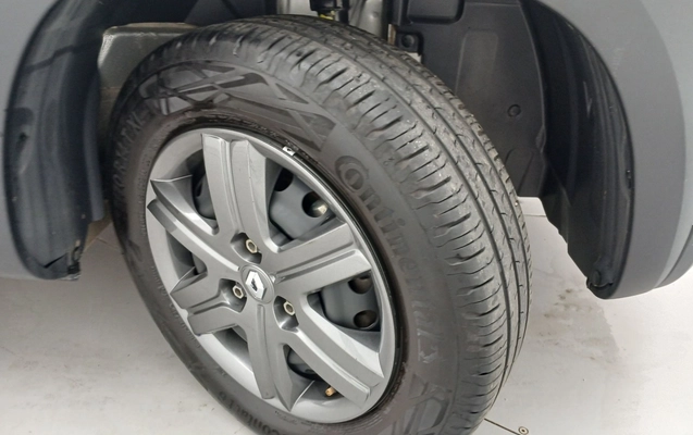 imagem-https://www.socarrao.com.br/sc-vehicle-images-prod/3961310/1789794741323-1_115541.jpg