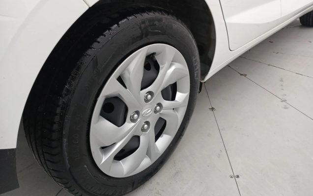 imagem-https://www.socarrao.com.br/sc-vehicle-images-prod/3961317/1789794756765-1_112517.jpg