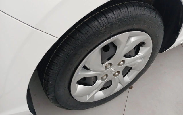 imagem-https://www.socarrao.com.br/sc-vehicle-images-prod/3961325/1789794763340-1_112517.jpg