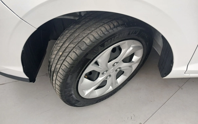 imagem-https://www.socarrao.com.br/sc-vehicle-images-prod/3961329/1789794774905-1_105752.jpg
