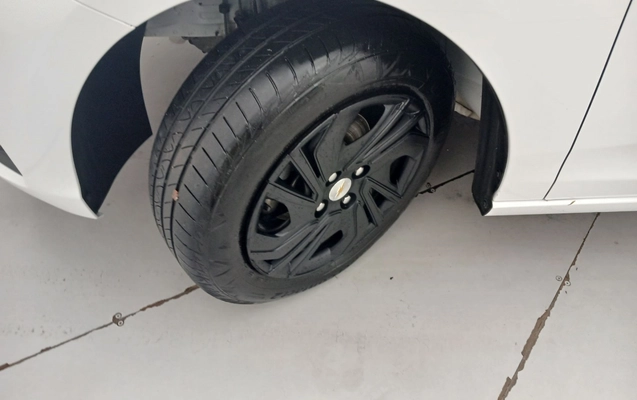 imagem-https://www.socarrao.com.br/sc-vehicle-images-prod/3961348/1789794793684-1_021537.jpg