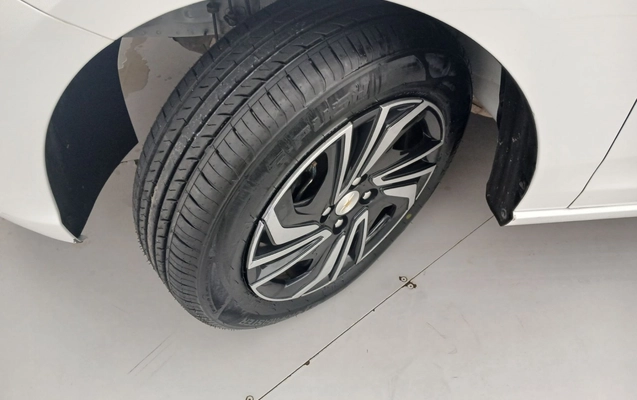 imagem-https://www.socarrao.com.br/sc-vehicle-images-prod/3961365/1789794813508-1_021537.jpg