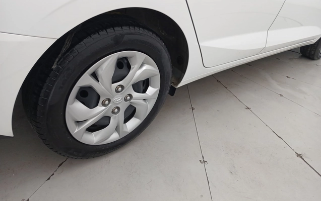 imagem-https://www.socarrao.com.br/sc-vehicle-images-prod/3961367/1789794818369-2_030012.jpg