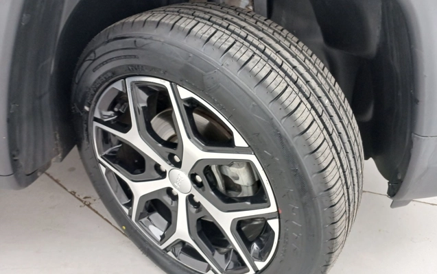 imagem-https://www.socarrao.com.br/sc-vehicle-images-prod/3961382/1789794843753-1_023149.jpg