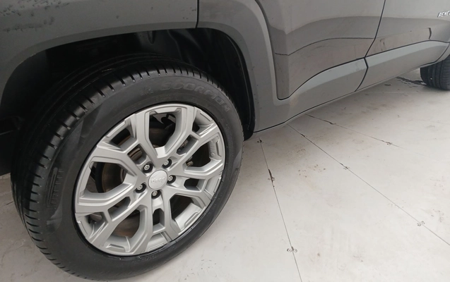 imagem-https://www.socarrao.com.br/sc-vehicle-images-prod/3961395/1789794860034-1_102441.jpg