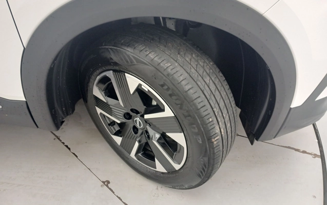 imagem-https://www.socarrao.com.br/sc-vehicle-images-prod/3961399/1789794868285-2_080936.jpg