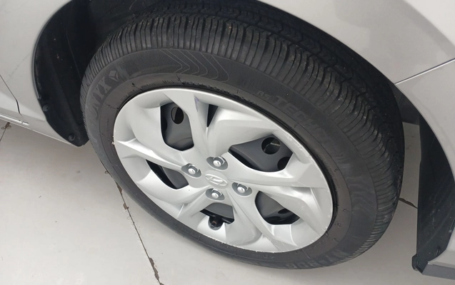 imagem-https://www.socarrao.com.br/sc-vehicle-images-prod/3961404/1789794876625-2_034012.jpg