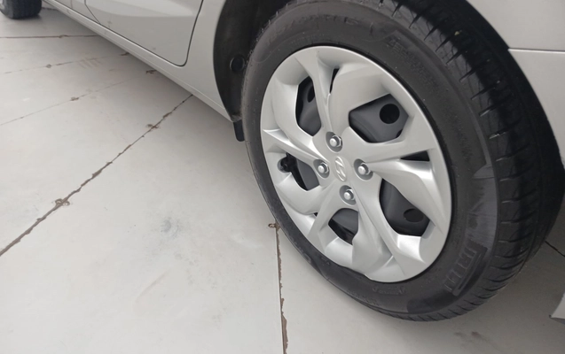 imagem-https://www.socarrao.com.br/sc-vehicle-images-prod/3961406/1789794878283-2_033808.jpg