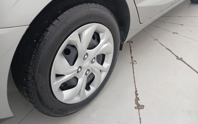 imagem-https://www.socarrao.com.br/sc-vehicle-images-prod/3961409/1789794885377-1_034307.jpg